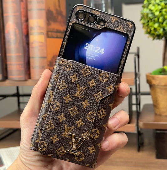 Monogram Élite Flip Case